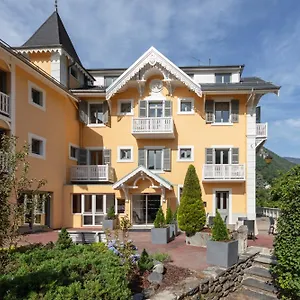 Chalet-hôtel Le Belvédère Hotel